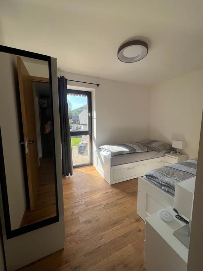 Luxusni Apartman Grand V Centru Harrachova Se Soukromou Mega Terasou, S Privatnim Parkovanim Zdarma, S Moznosti Dobijeni Wallbox Ev A Vyhledem Na Harrachovsky Kostelicek Dış mekan fotoğraf