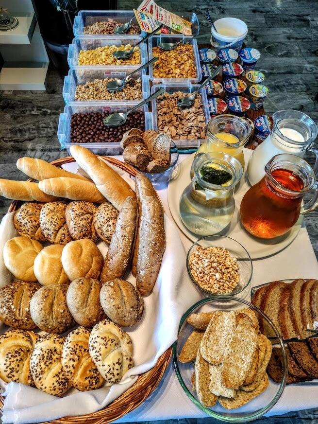 Luxusni Apartman Grand V Centru Harrachova Se Soukromou Mega Terasou, S Privatnim Parkovanim Zdarma, S Moznosti Dobijeni Wallbox Ev A Vyhledem Na Harrachovsky Kostelicek Dış mekan fotoğraf